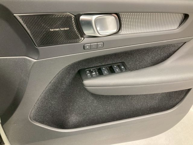 VOLVO XC40 2021 Image 31