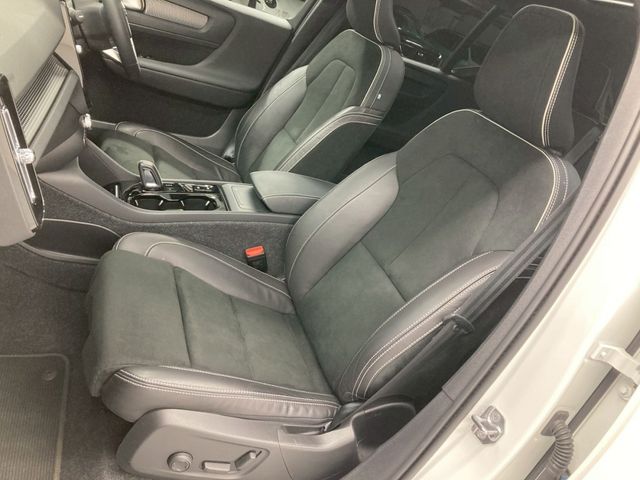 VOLVO XC40 2021 Image 31