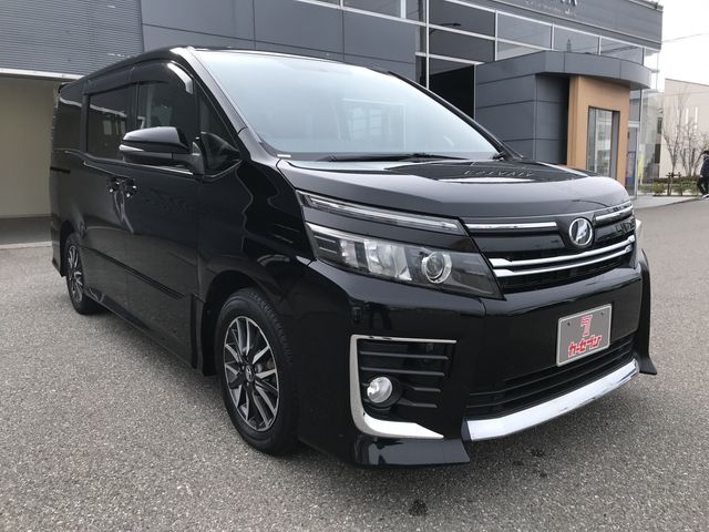 TOYOTA VOXY 2014 Image 31