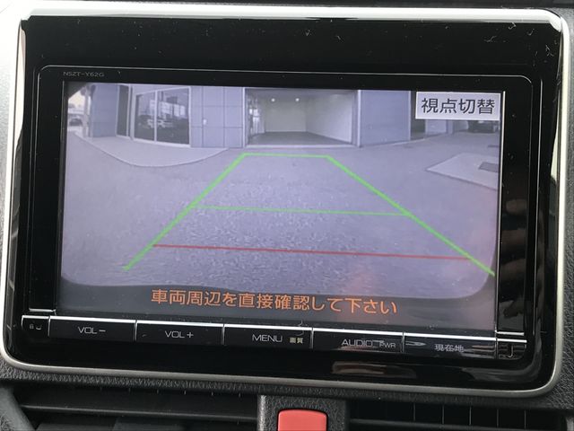 TOYOTA VOXY 2014 Image 31