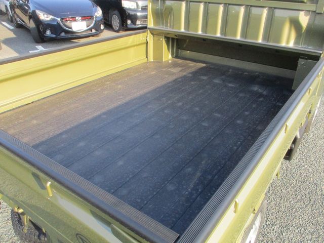 DAIHATSU HIJET TRUCK 4WD 2025 Image 31