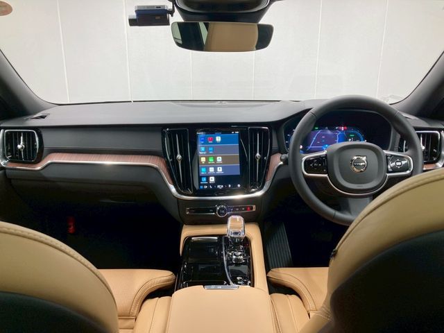 VOLVO V60 2024 Image 31