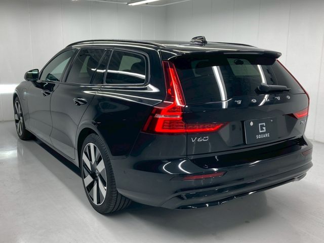 VOLVO V60 2024 Image 31
