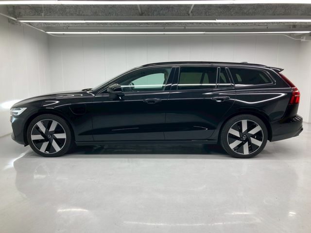 VOLVO V60 2024 Image 31