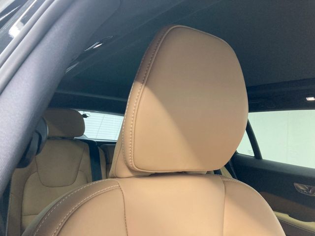 VOLVO V60 2024 Image 31