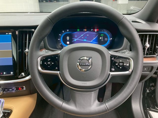 VOLVO V60 2024 Image 31