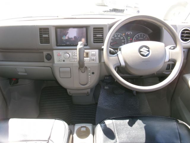 SUZUKI EVERY WAGON 2011 Image 31