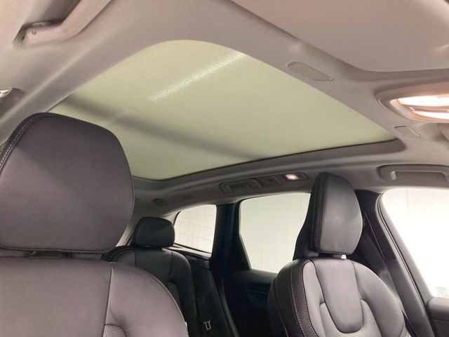 VOLVO XC60 2023 Image 31