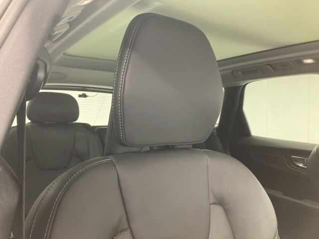 VOLVO XC60 2023 Image 31