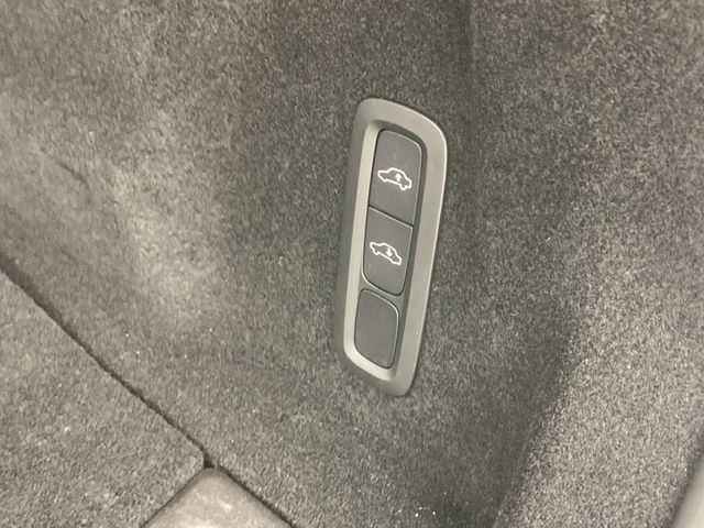 VOLVO XC60 2023 Image 31