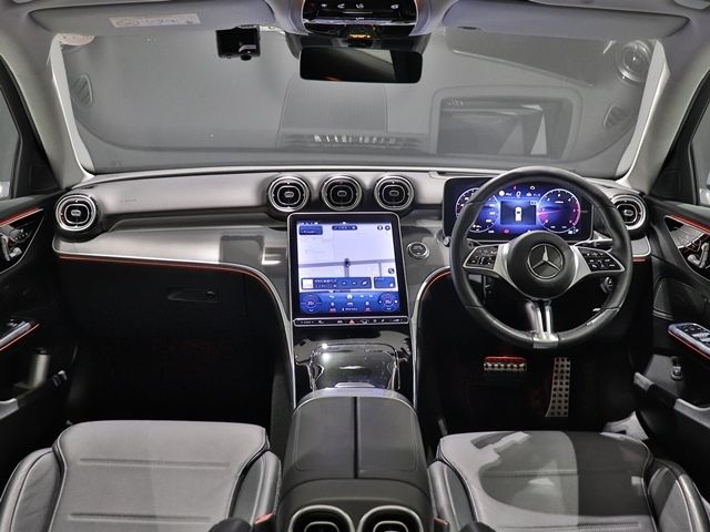 MERCEDES BENZ C CLAS 2023 Image 31