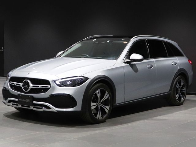 MERCEDES BENZ C CLAS 2023 Image 31