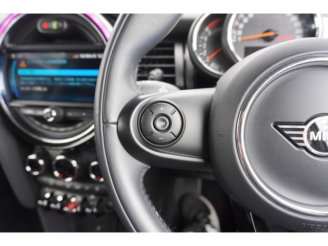 BMW MINI COOPER D 2021 Image 31