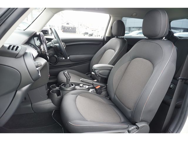 BMW MINI COOPER D 2021 Image 31