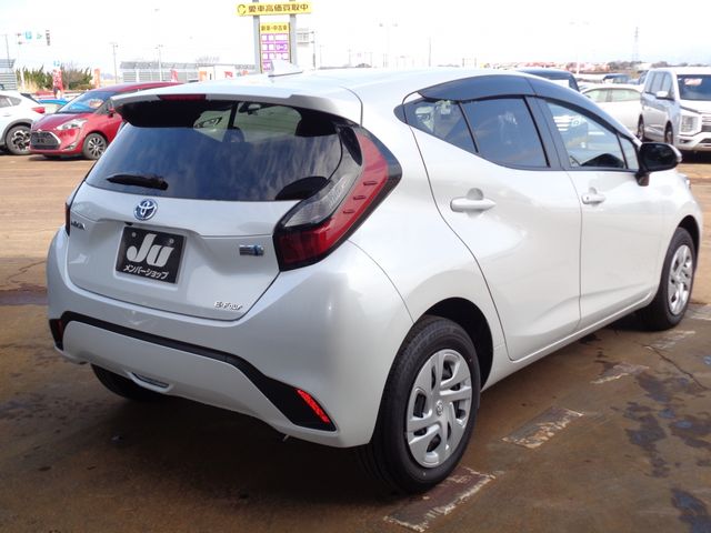 TOYOTA AQUA 2022 Image 31