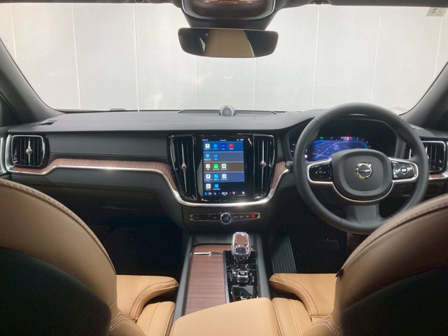 VOLVO V60 2025 Image 31