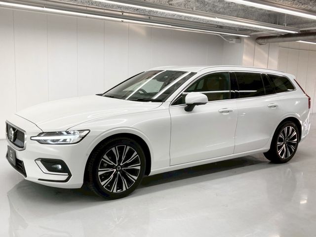 VOLVO V60 2025 Image 31
