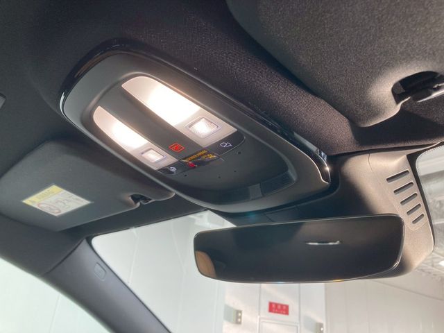 VOLVO V60 2025 Image 31