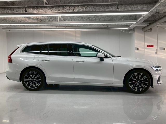 VOLVO V60 2025 Image 31