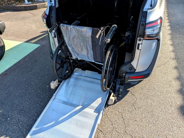 TOYOTA SIENTA 2016 Image 31