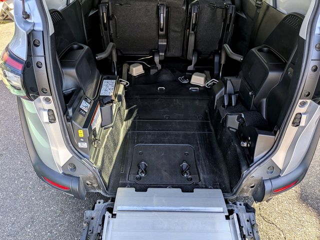 TOYOTA SIENTA 2016 Image 31