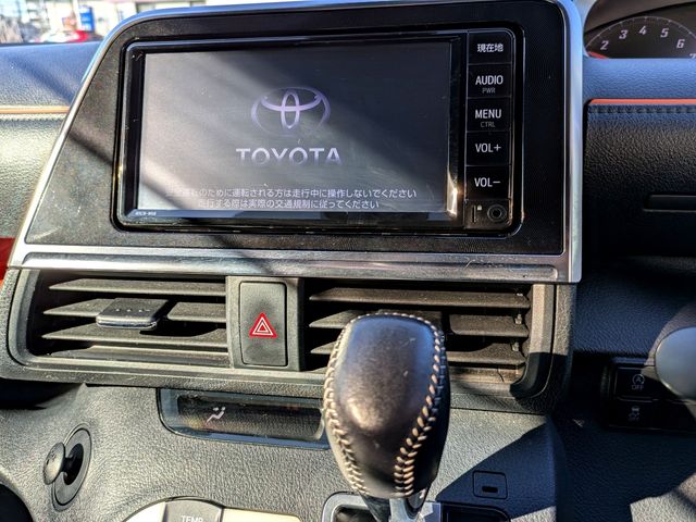 TOYOTA SIENTA 2016 Image 31