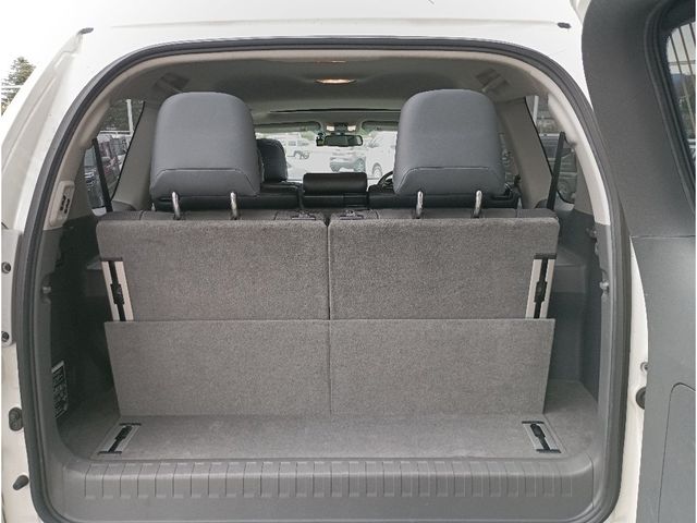 TOYOTA LANDCRUISER PRADO 2012 Image 31