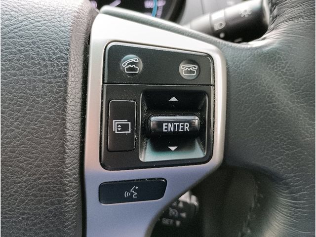 TOYOTA LANDCRUISER PRADO 2012 Image 31