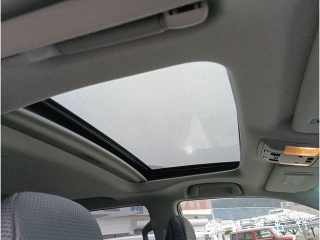 TOYOTA LANDCRUISER PRADO 2012 Image 31