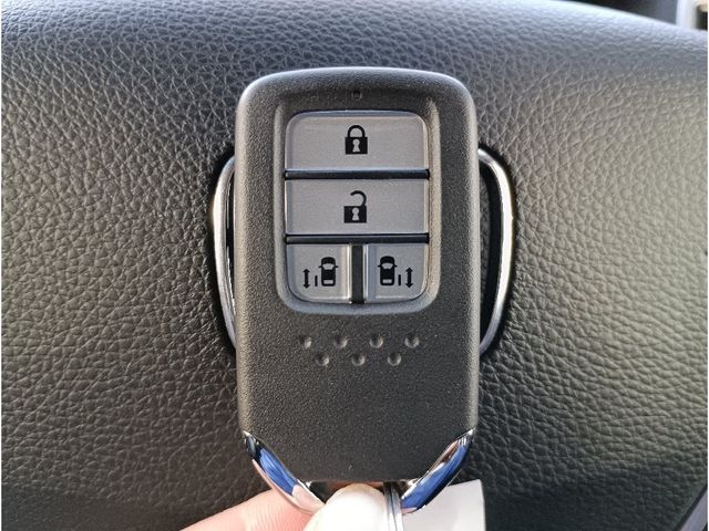 HONDA ODYSSEY HYBRID 2016 Image 31