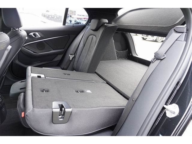 BMW 1SERIES 2021 Image 31