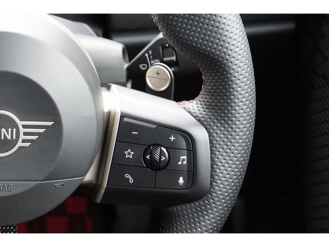 BMW MINI COOPER 2024 Image 31