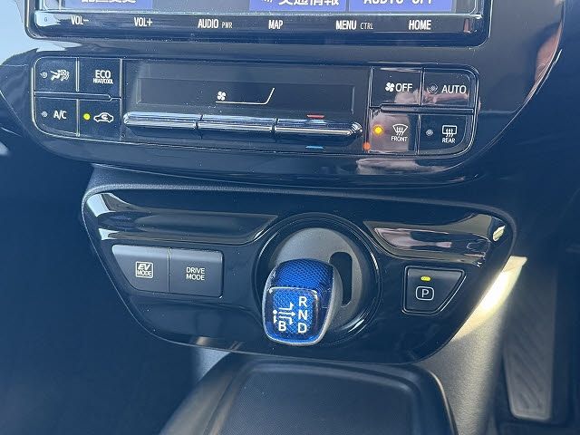 TOYOTA PRIUS 2020 Image 31