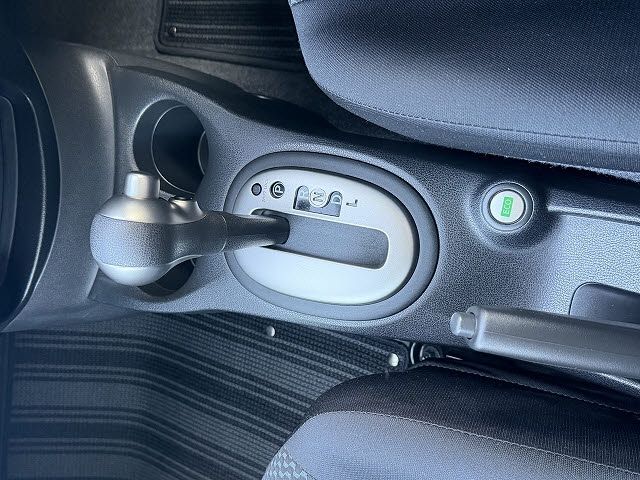 NISSAN NOTE 2015 Image 31