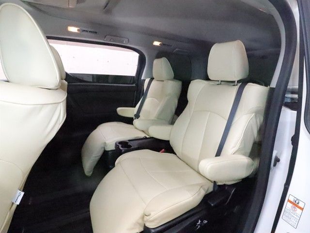 TOYOTA ALPHARD 2015 Image 31