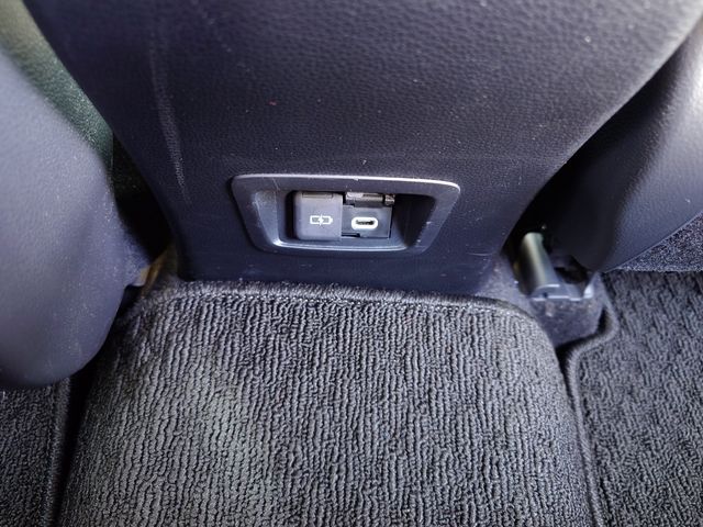 TOYOTA COROLLA SPORT HYBRID 2023 Image 31