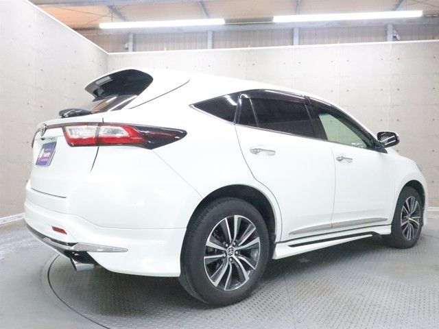 TOYOTA HARRIER 2WD 2017 Image 31