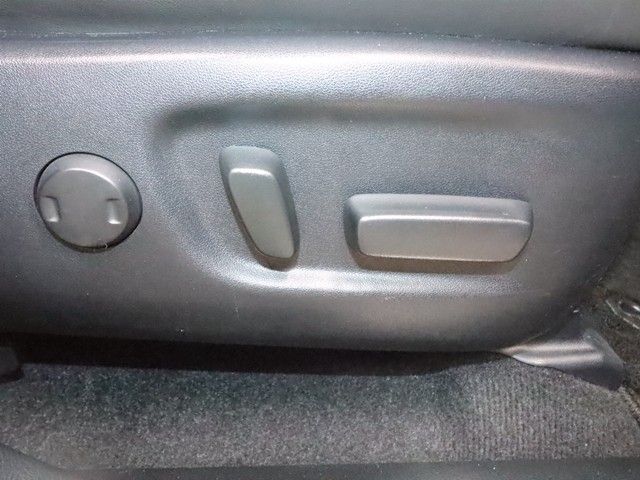 TOYOTA HARRIER 2WD 2017 Image 31