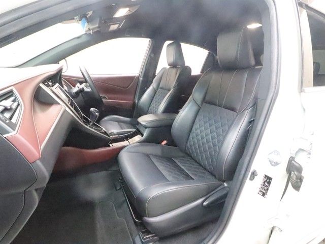 TOYOTA HARRIER 2WD 2017 Image 31