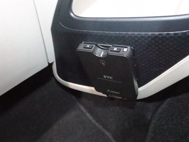 TOYOTA SIENTA 2018 Image 31