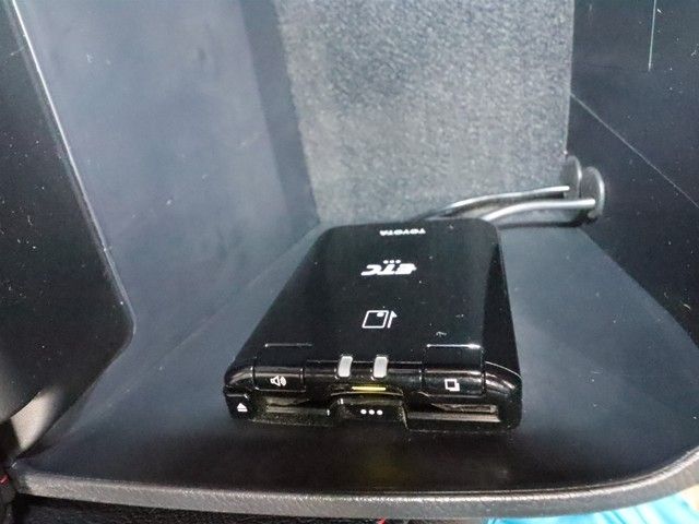 TOYOTA HILUX 4WD 2023 Image 31