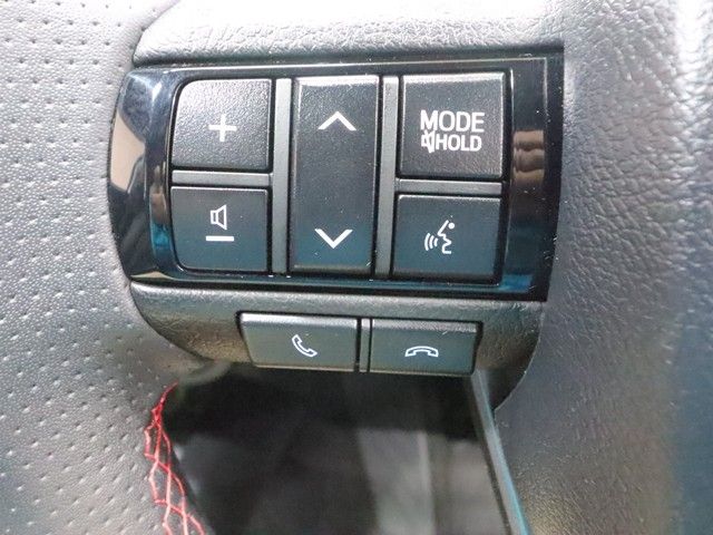 TOYOTA HILUX 4WD 2023 Image 31