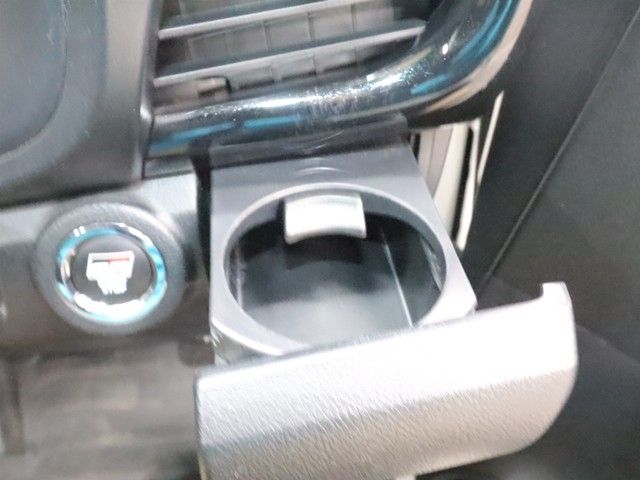 TOYOTA HILUX 4WD 2023 Image 31