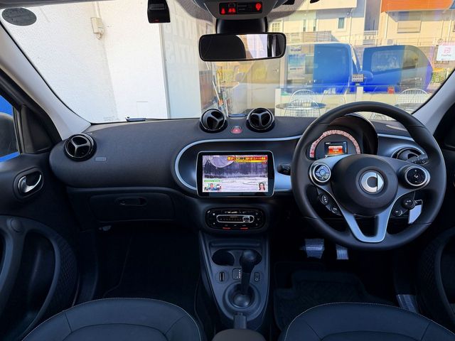 MCC SMART FORFOUR 2017 Image 31