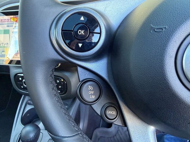 MCC SMART FORFOUR 2017 Image 31