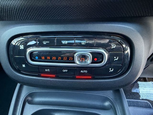 MCC SMART FORFOUR 2017 Image 31