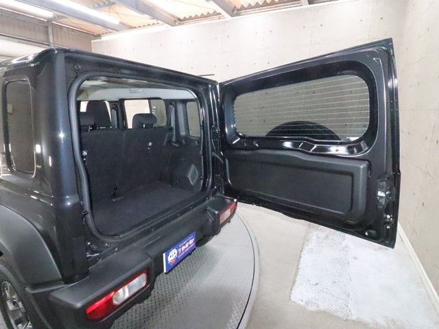 SUZUKI JIMNY NOMADE 2026 Image 31