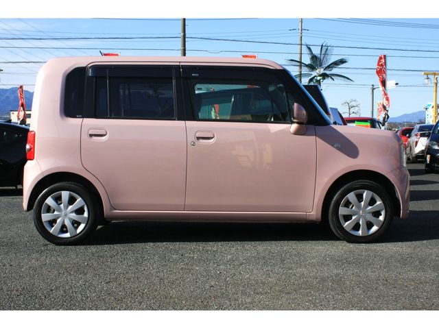 TOYOTA PIXIS SPACE 2016 Image 31