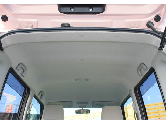 TOYOTA PIXIS SPACE 2016 Image 31