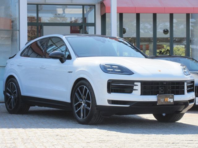 PORSCHE CAYENNE COUP 2024 Image 31